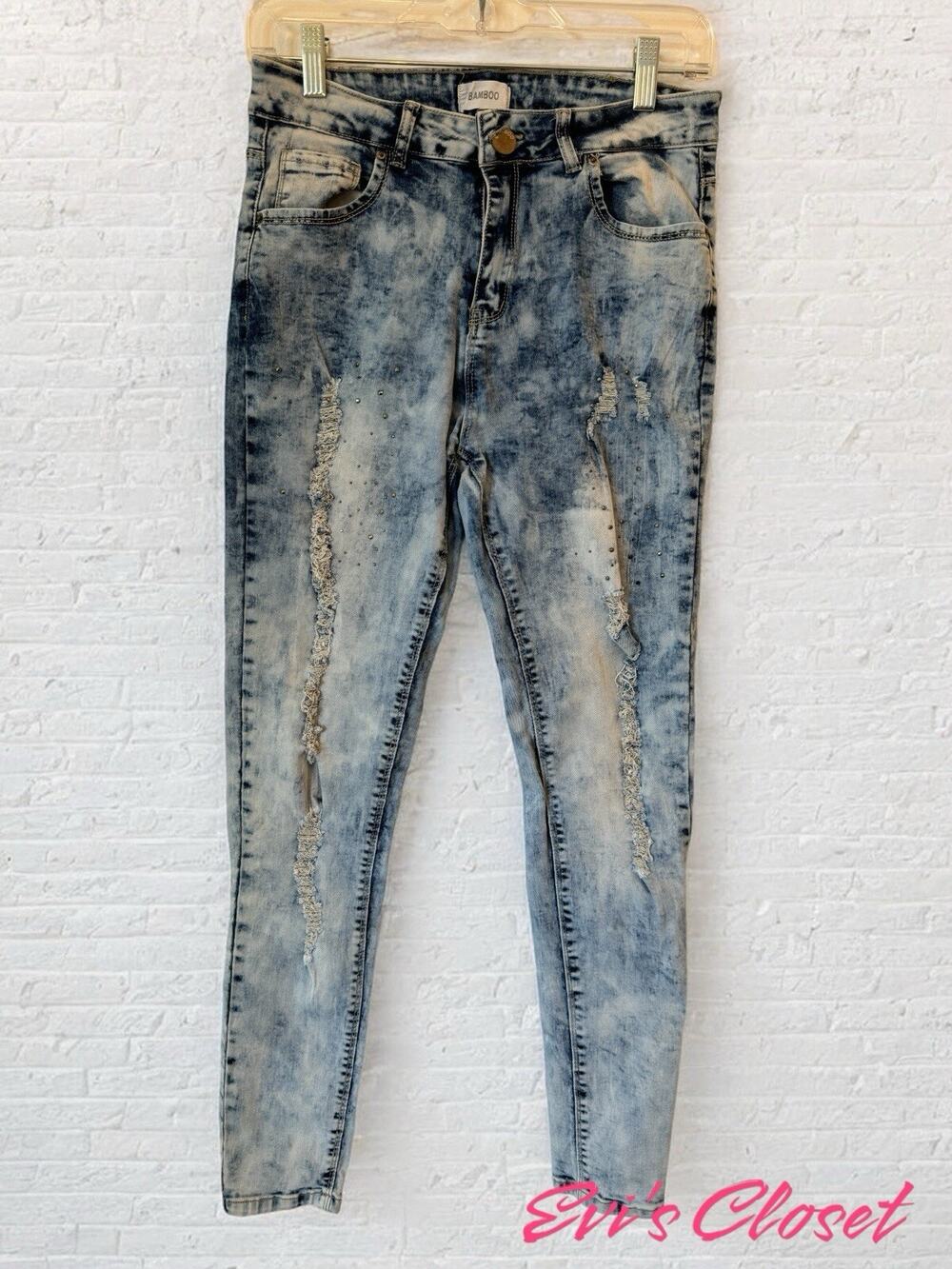 BAMBOO Jeans Distressed 7 8 Skinny With Rhinestones Light Weight Skinny Legs